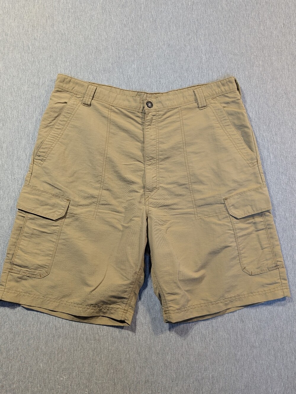 Wrangler Outdoor Cargo Shorts Men's 38 Tan 100% Nylon